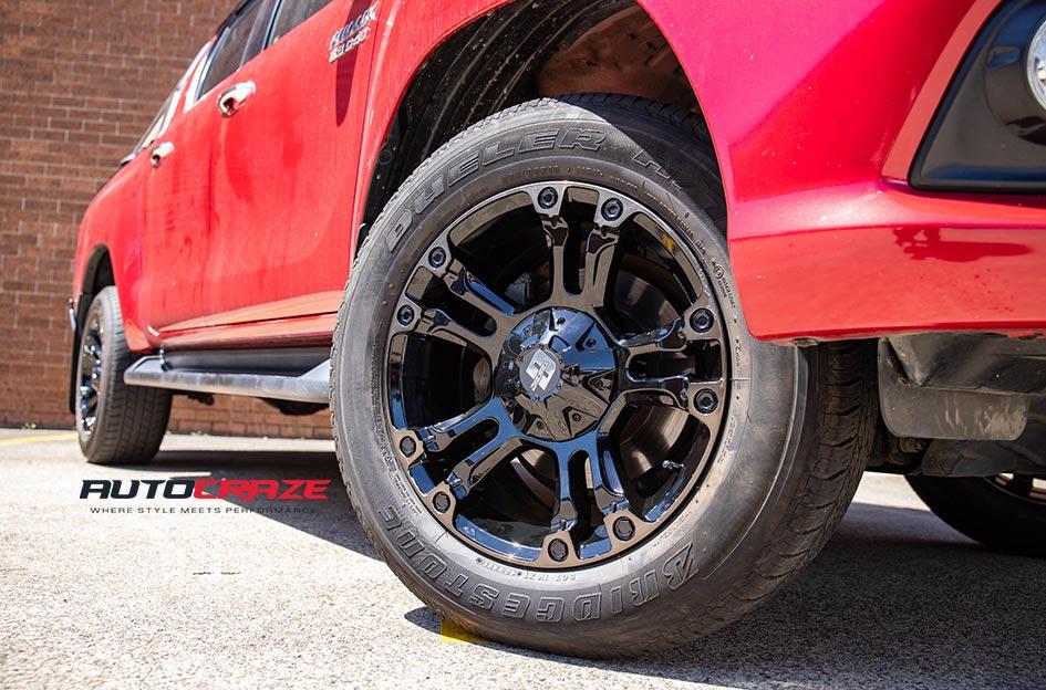 TOYOTA HILUX N80 4WD BROOKLYN BLACK MACHINED WITH DARK TINT